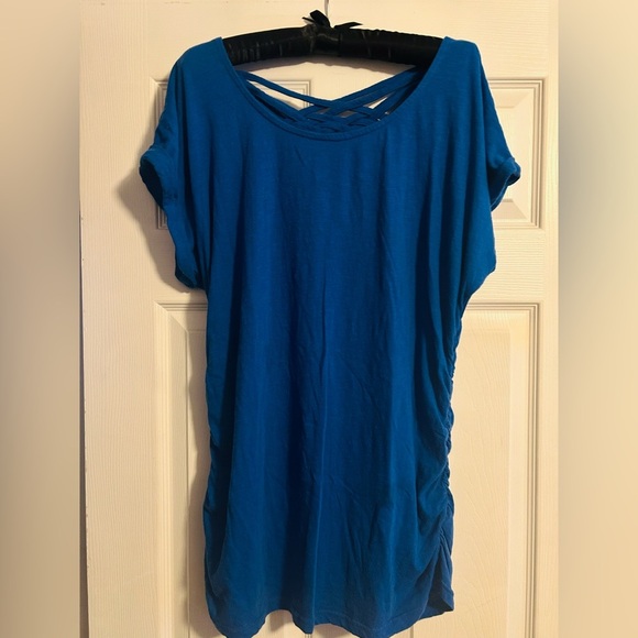 I’m in love with Derek Plus short cuff sleeve fitted tee w/ criss cross back 2X - Picture 1 of 4